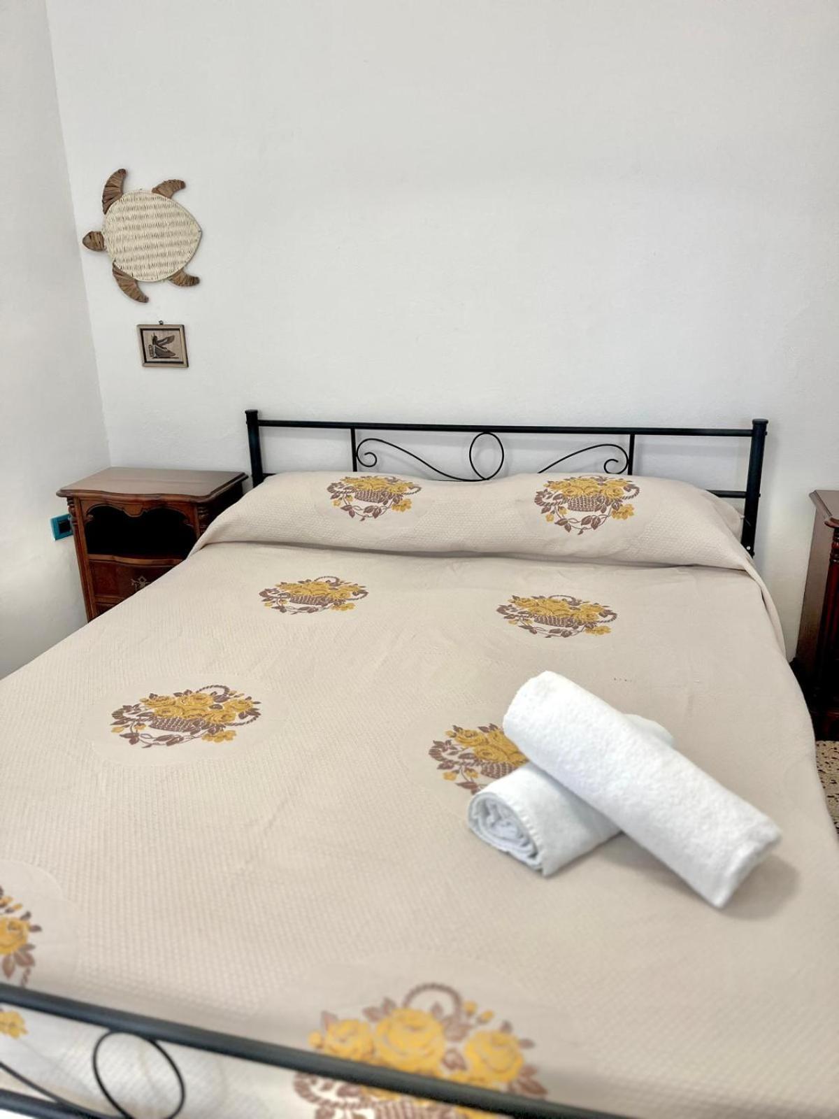 Rooms For Rent Livorno-Center Exterior foto